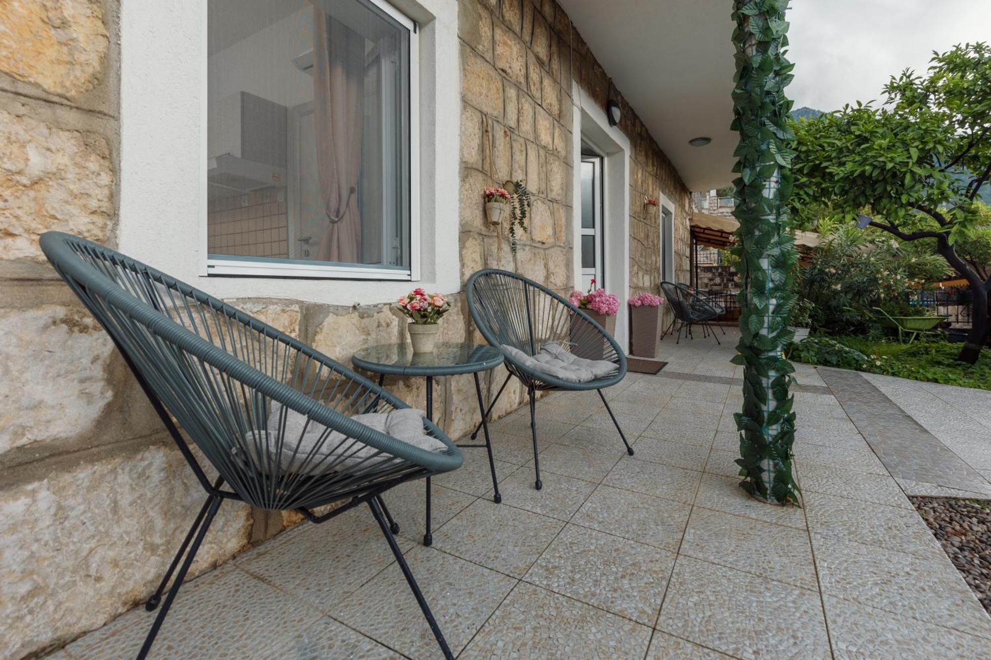 Apartments Time Kotor Exterior photo